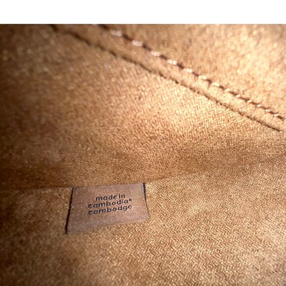 Coach Ellen Crossbody C3597 Signature Canvas Daisy Print Light Khaki - Picture 13 of 14